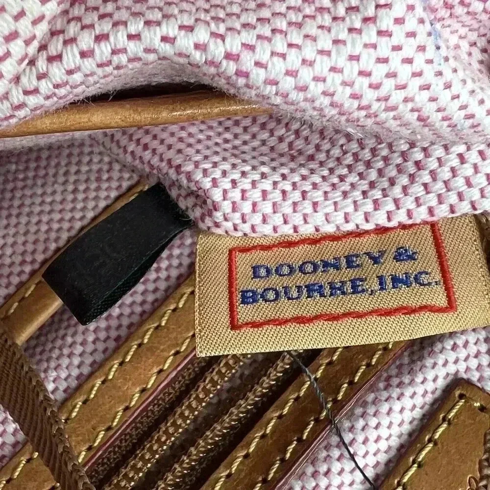 Dooney And‎ Bourke Dillen Letter Carrier Leather Crossbody Purse Burgundy